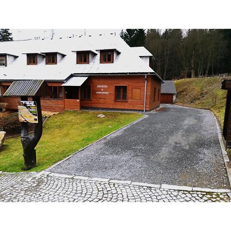 Penzion U Vodopadu Karlova Studánka Eksteriør billede